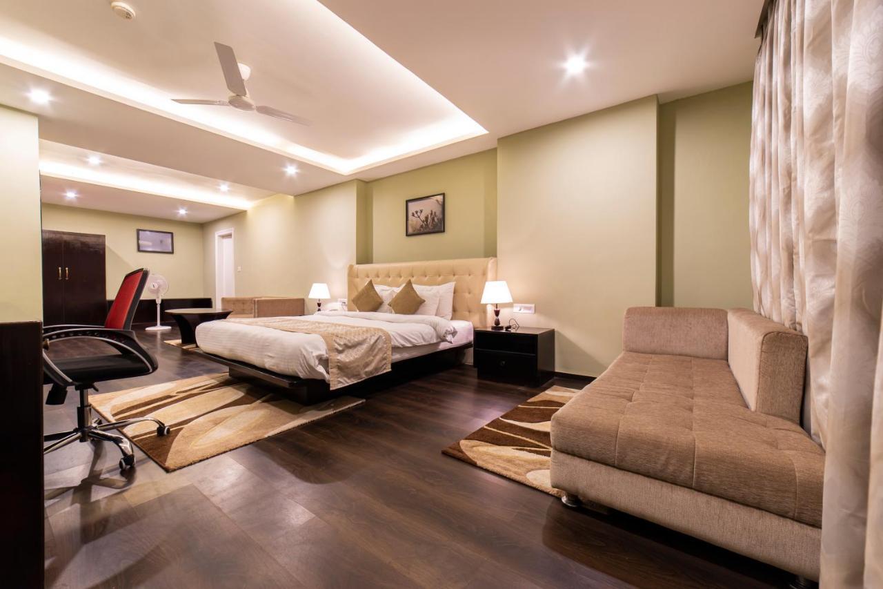 Cygnett Inn La Maison 甘托克 外观 照片