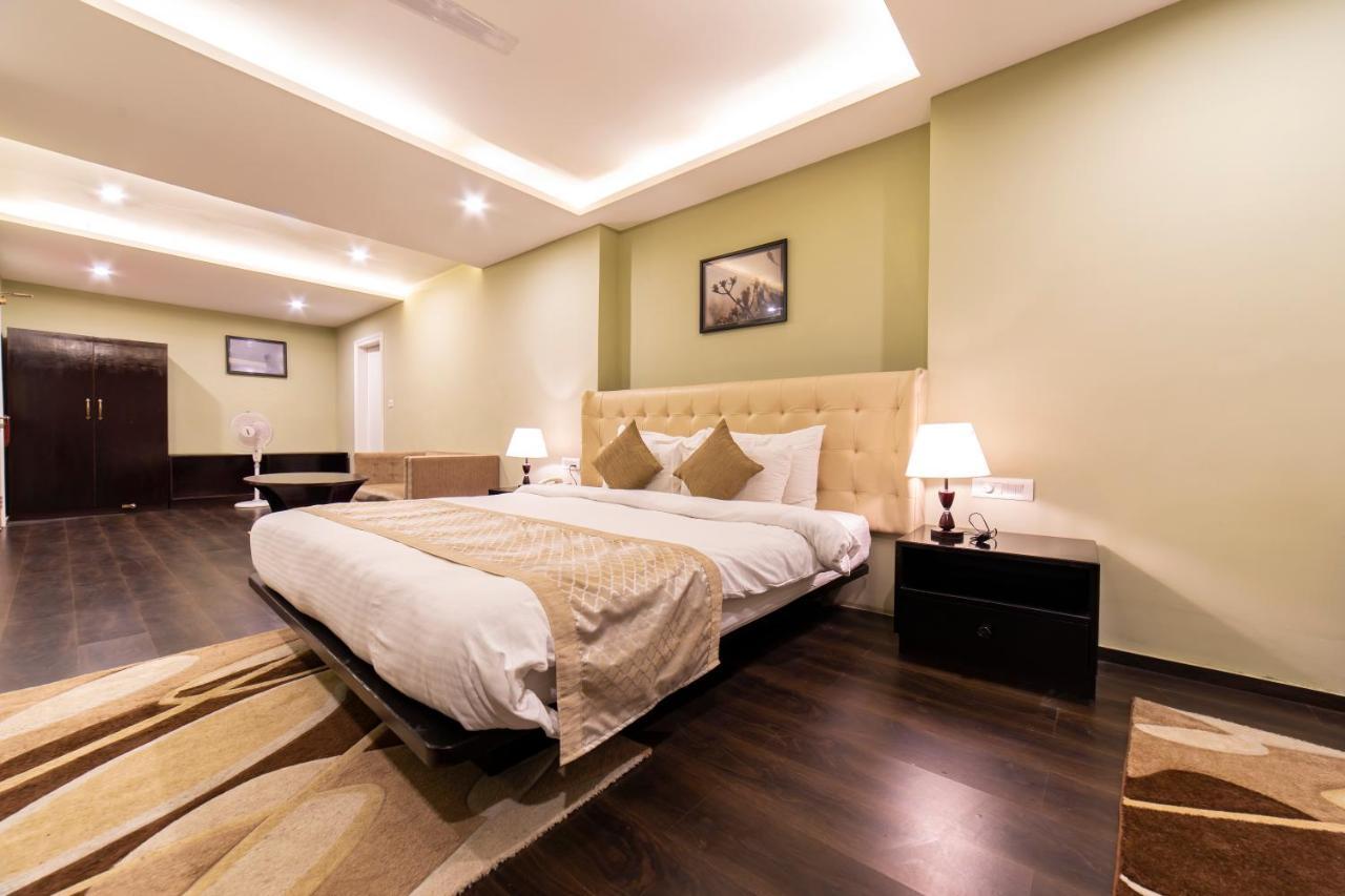 Cygnett Inn La Maison 甘托克 外观 照片
