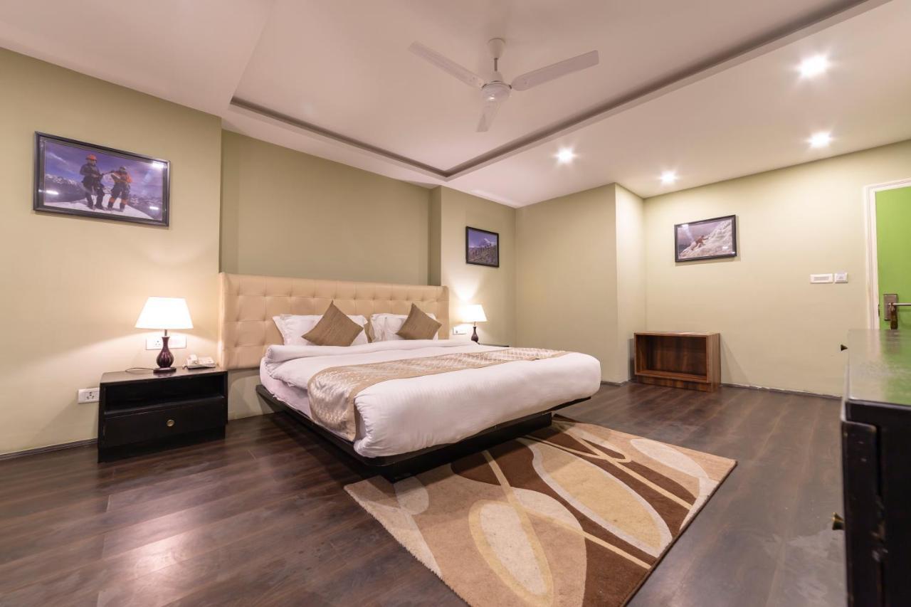 Cygnett Inn La Maison 甘托克 外观 照片